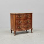 1402 4172 CHEST OF DRAWERS